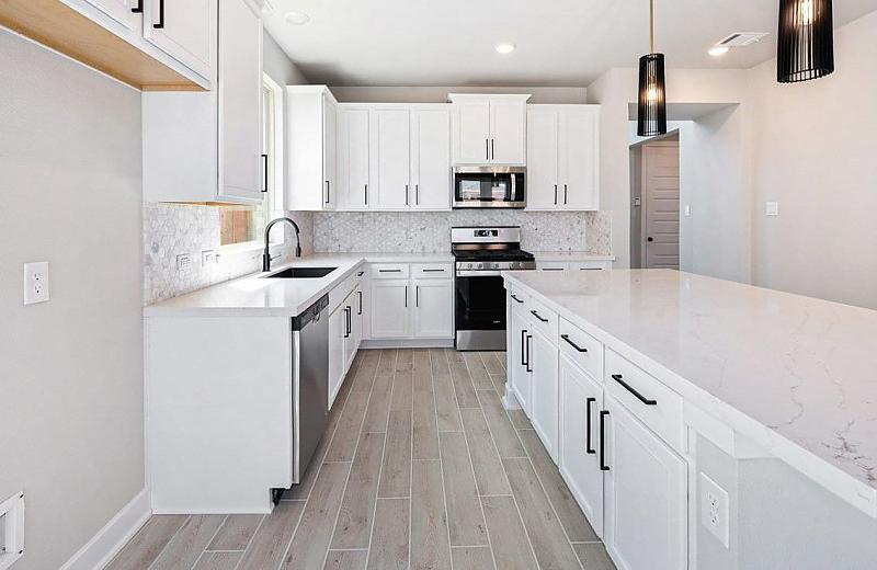 The Astoria II Floor Plan Photo 4