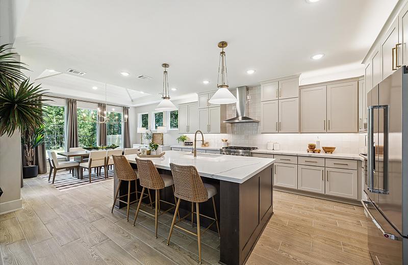 The Collins Floor Plan Photo 6