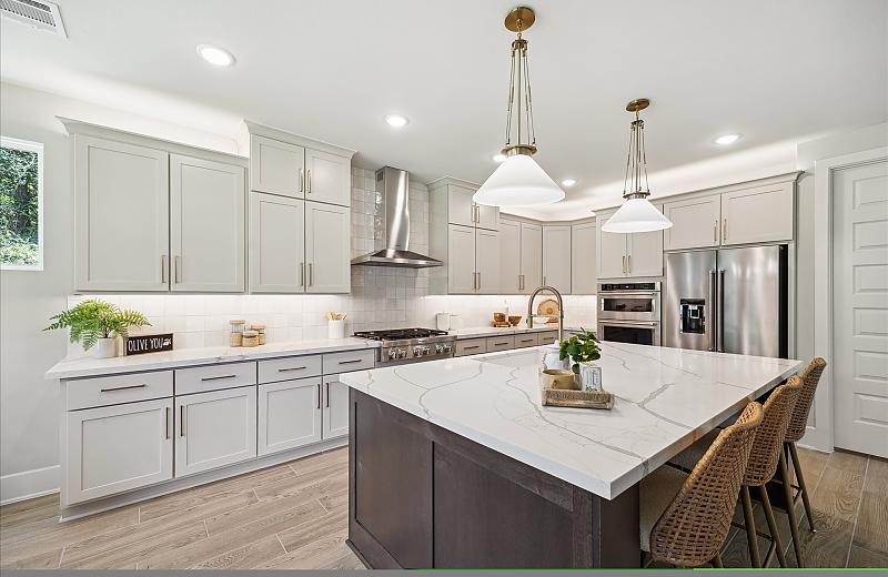 The Collins Floor Plan Photo 9