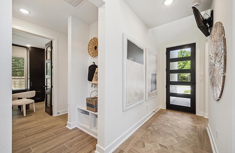 The Fifth Avenue Floor Plan Photo 17