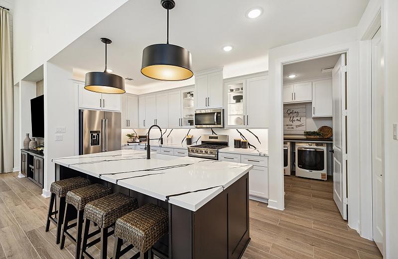 The Fifth Avenue Floor Plan Photo 6