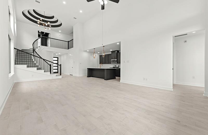 The Manhattan Floor Plan Photo 3