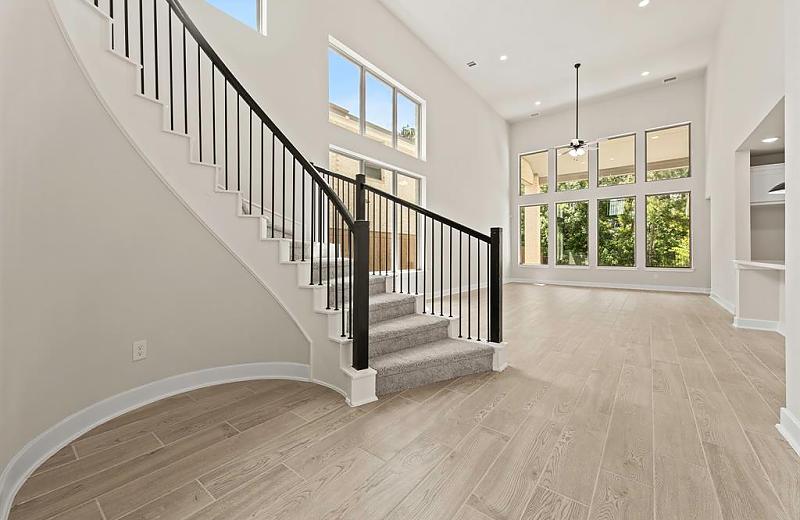 The Manhattan Floor Plan Photo 1