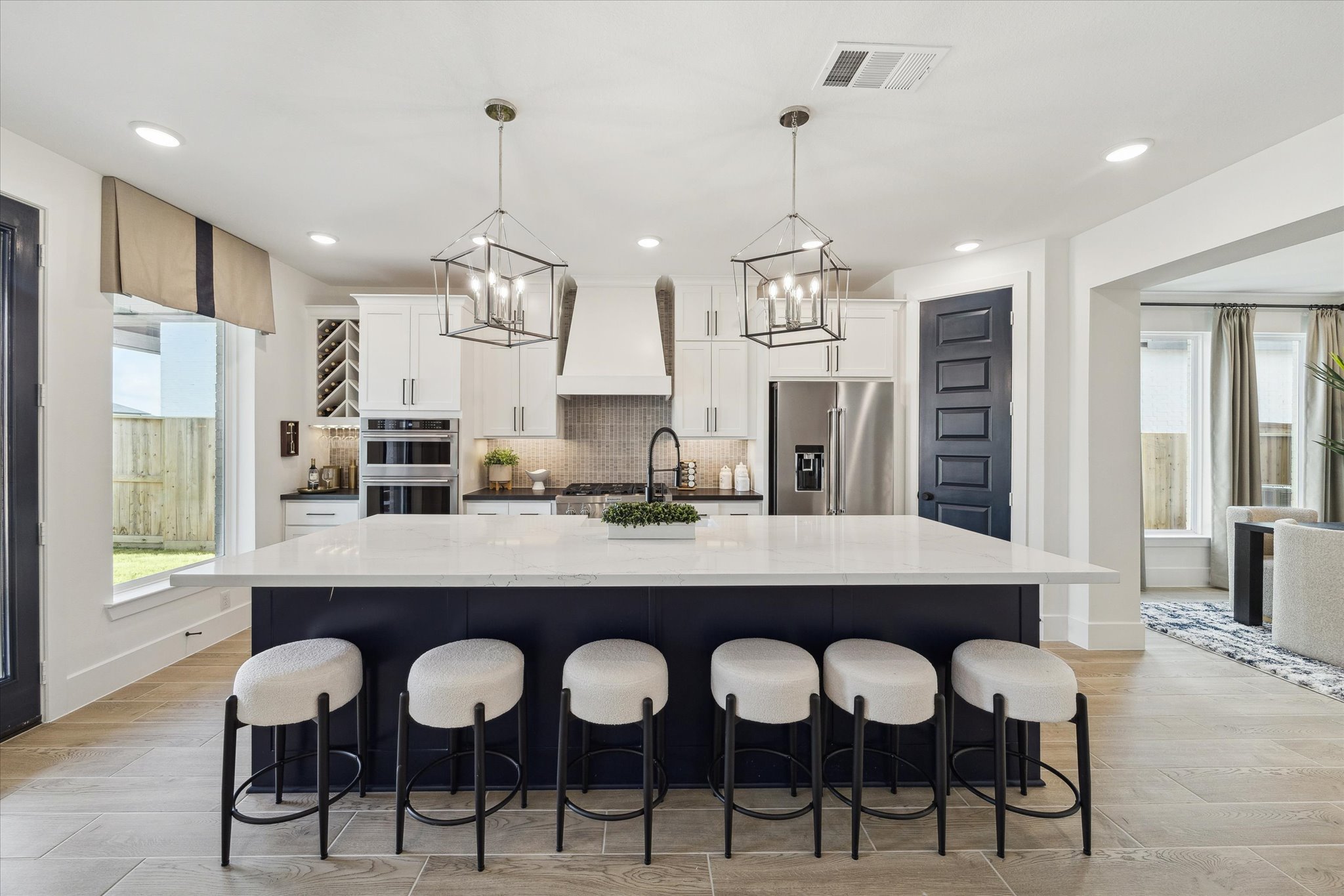 The Alden IX Photo 2