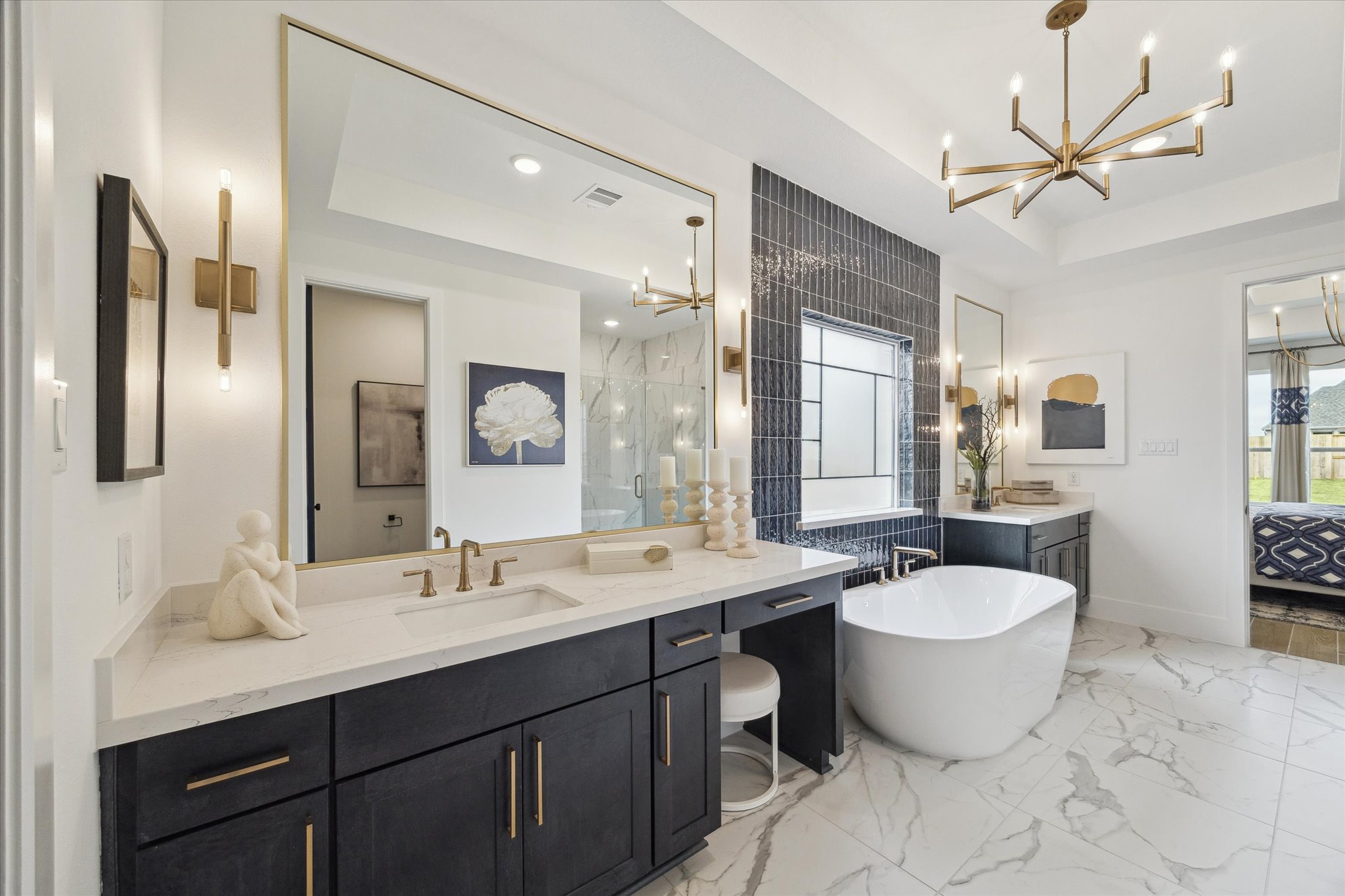 The Alden IX Photo 16