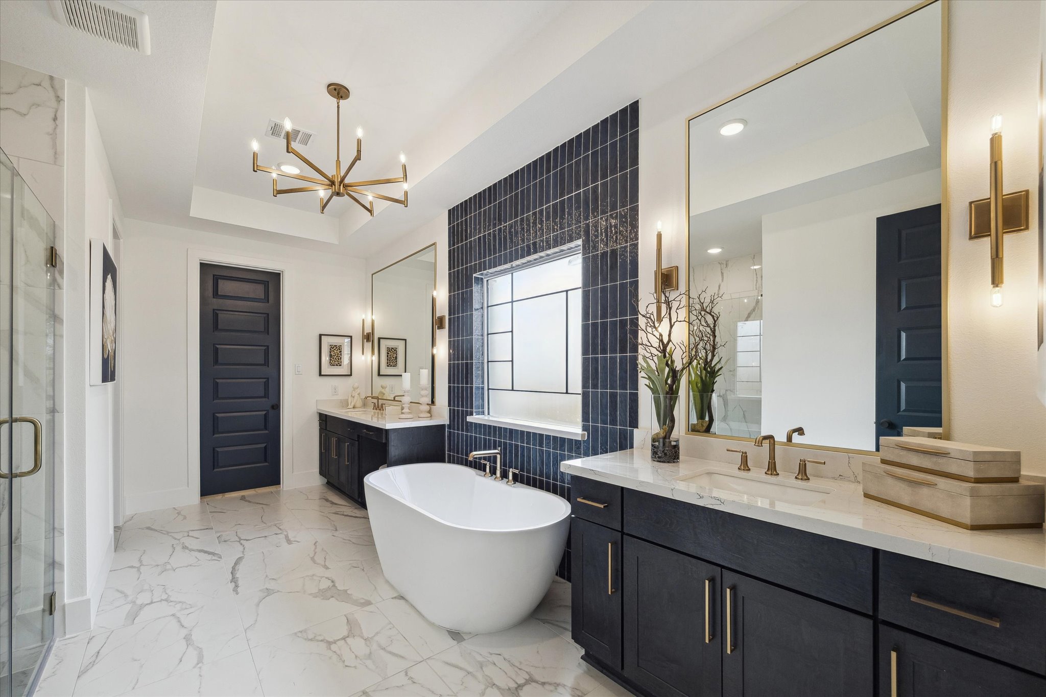 The Alden IX Photo 20