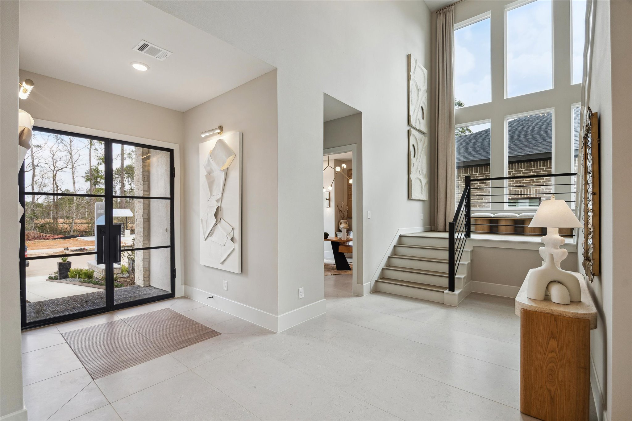 The Grey III Photo 4