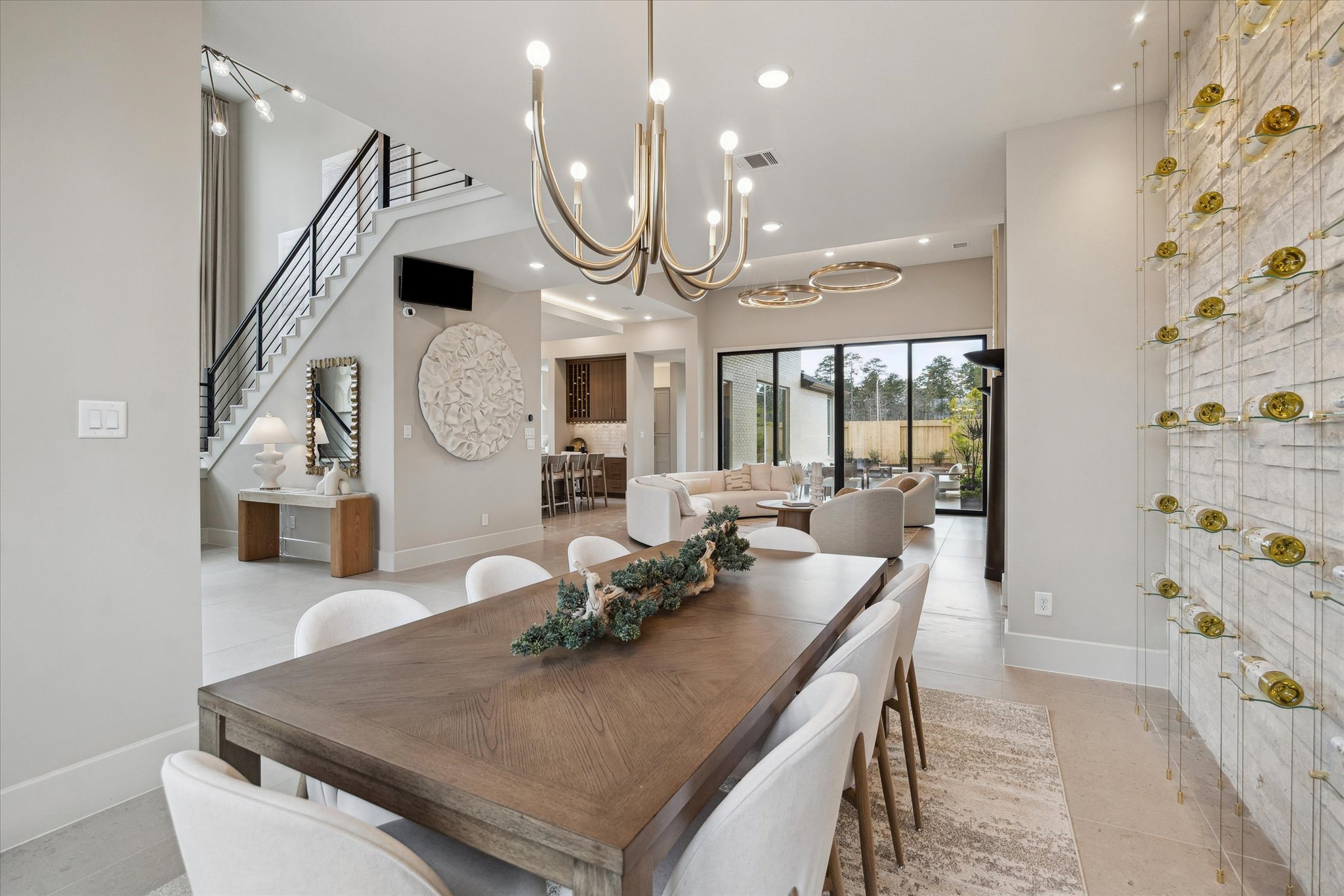 The Grey III Photo 7