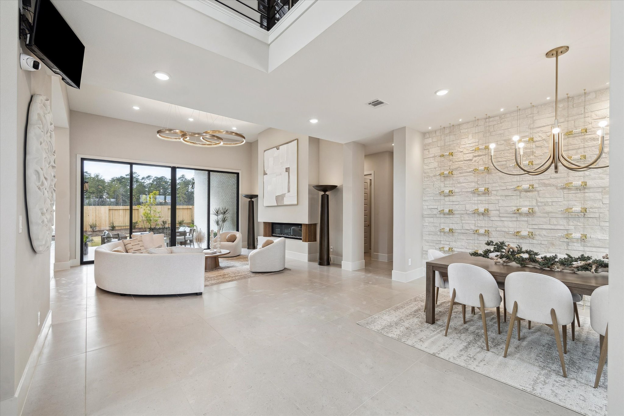 The Grey III Photo 11