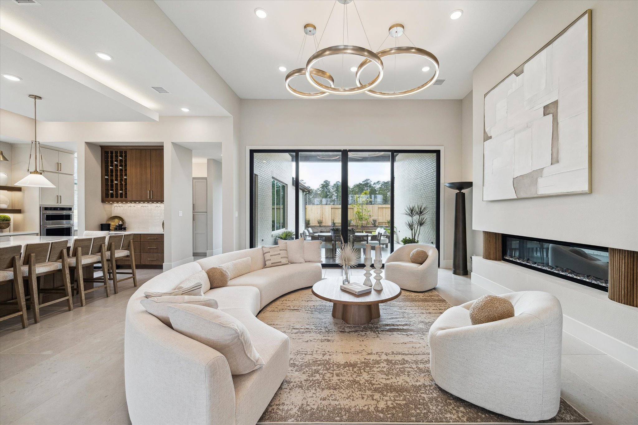 The Grey III Photo 2