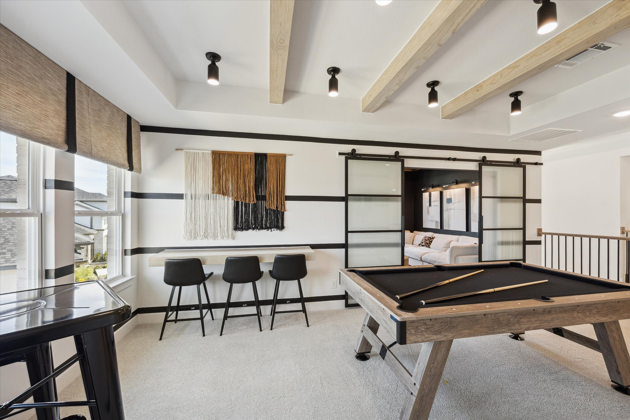 The Wilson V Photo 16